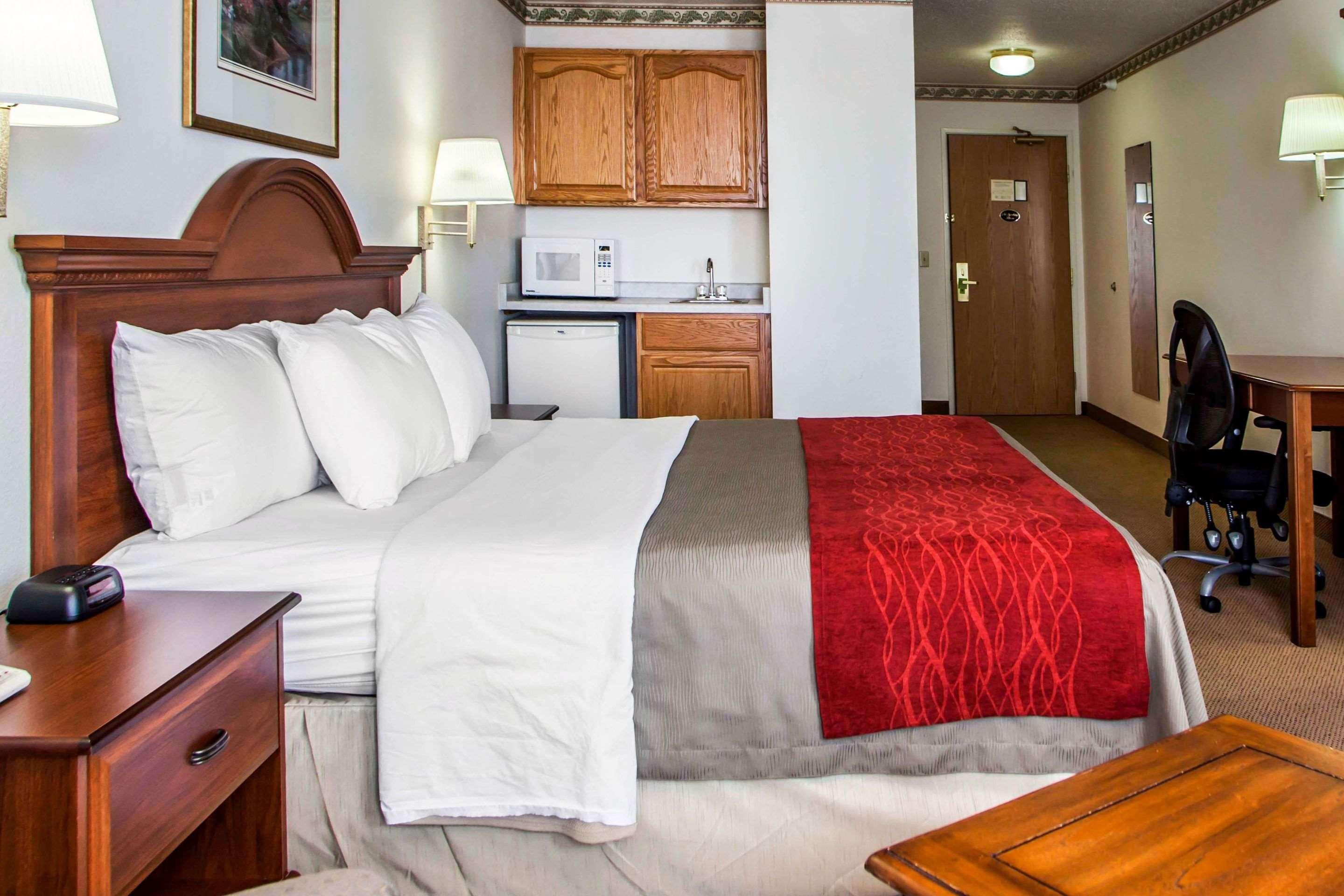 Comfort Inn & Suites Geneva- West Chicago Ngoại thất bức ảnh