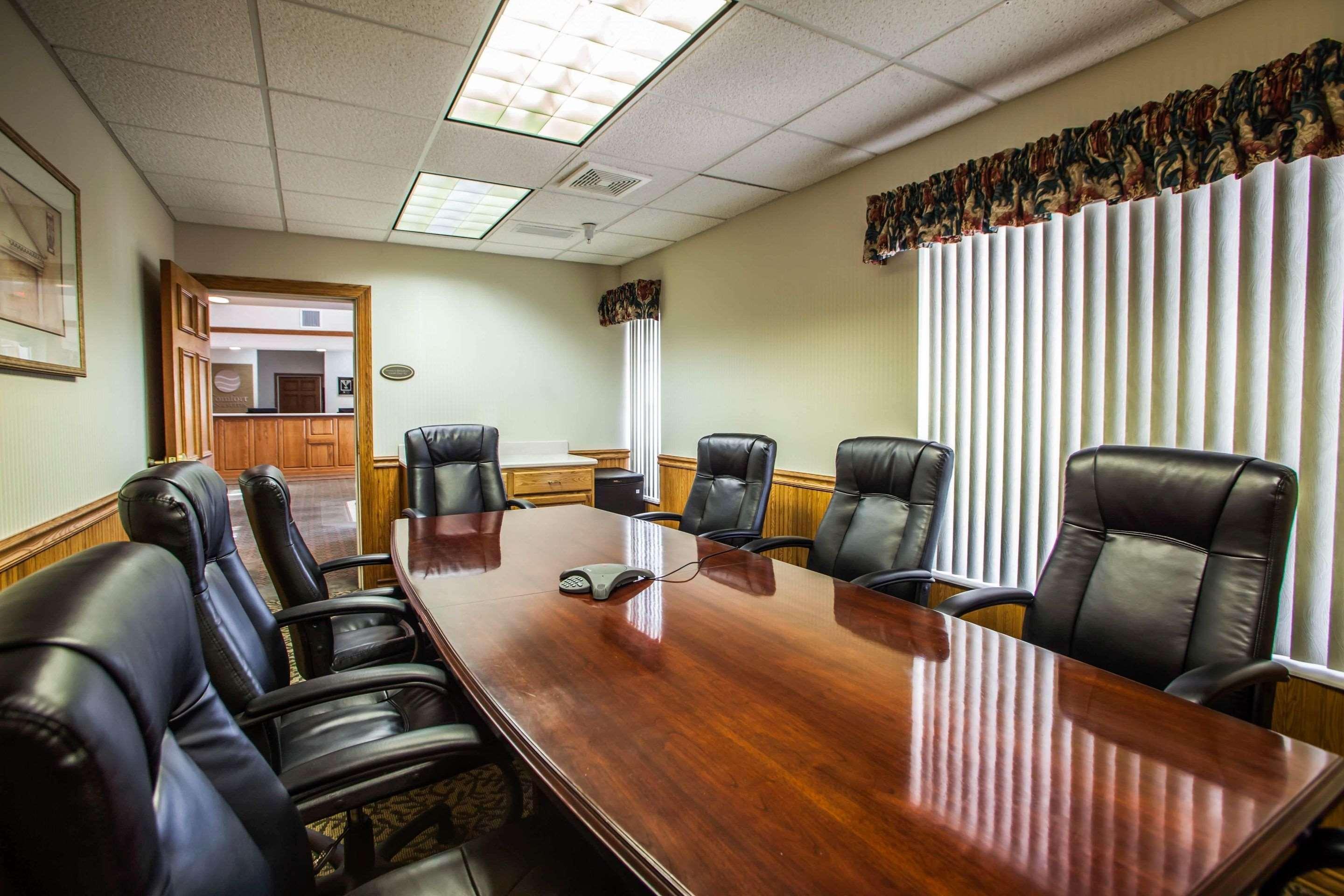 Comfort Inn & Suites Geneva- West Chicago Ngoại thất bức ảnh