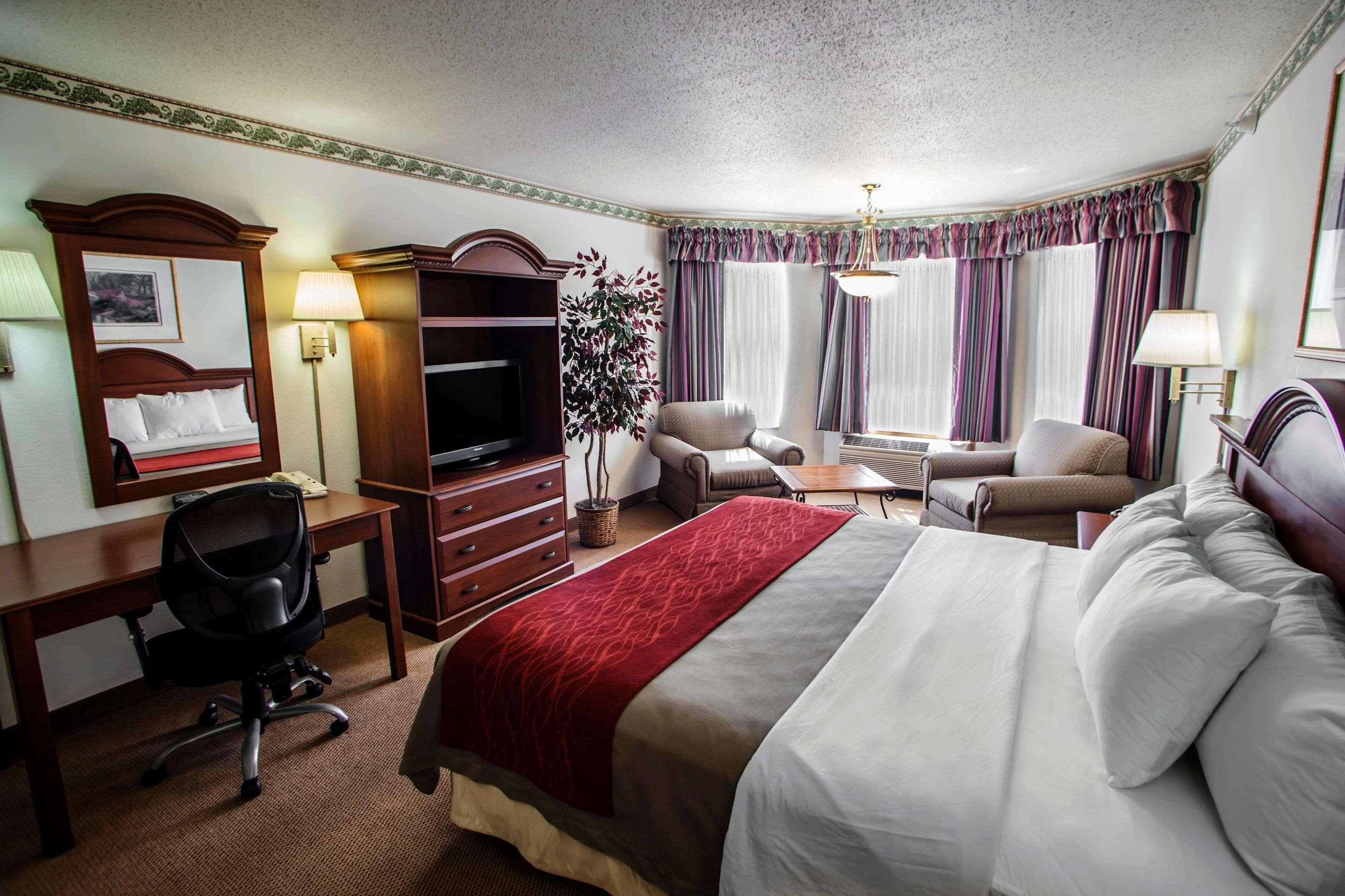 Comfort Inn & Suites Geneva- West Chicago Ngoại thất bức ảnh