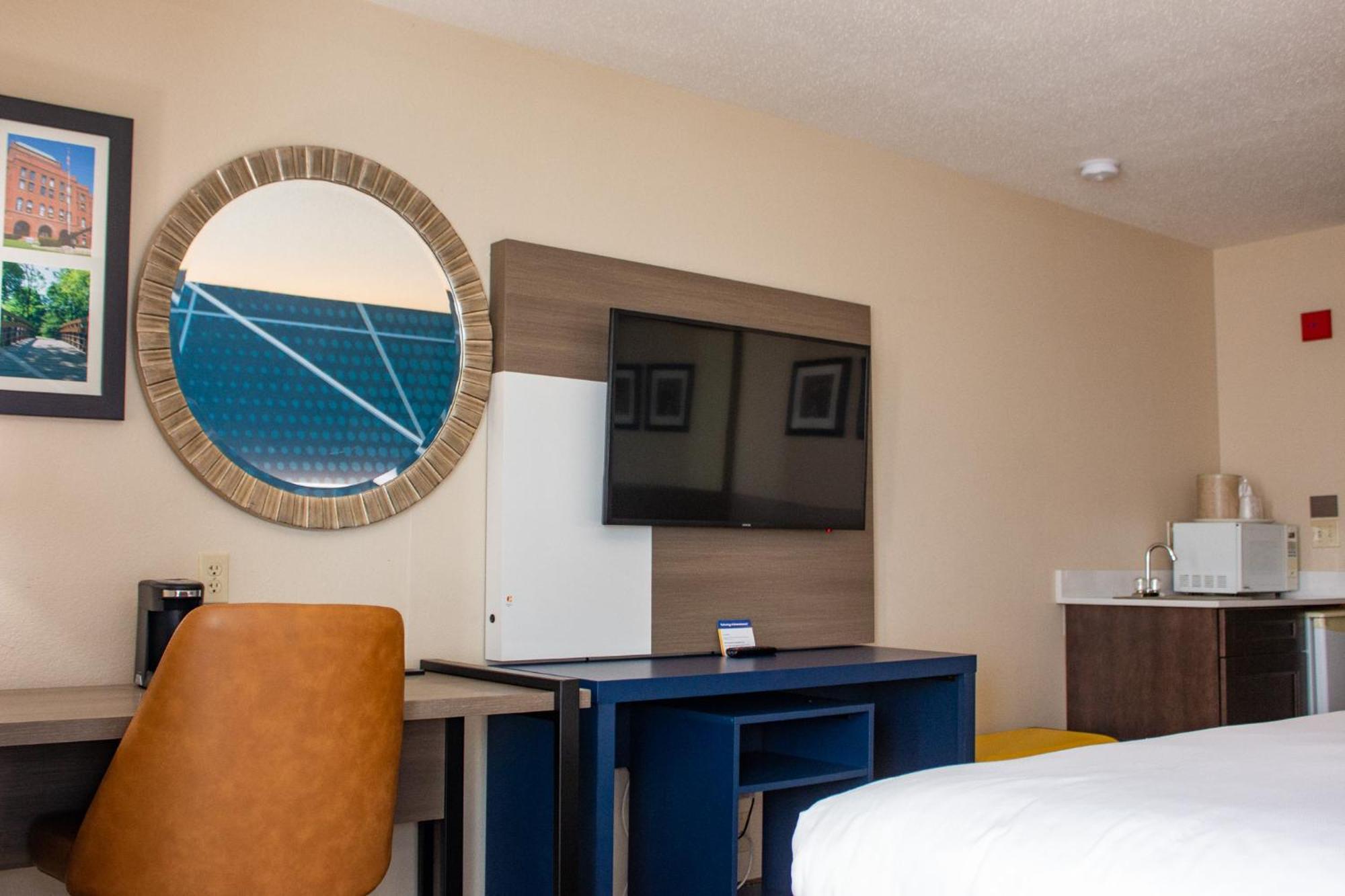 Comfort Inn & Suites Geneva- West Chicago Ngoại thất bức ảnh