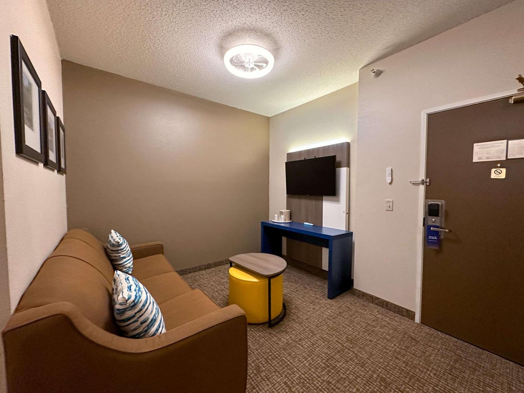 Comfort Inn & Suites Geneva- West Chicago Ngoại thất bức ảnh